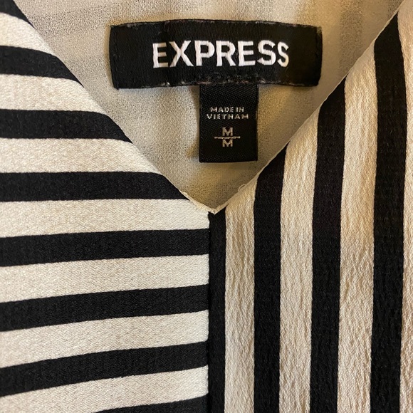 Tank - Picture 3 of 5